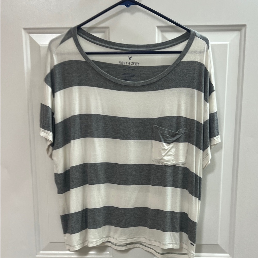 American Eagle Gray and White Striped Women's Crop Top